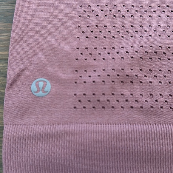 Lululemon tank - Picture 4 of 4